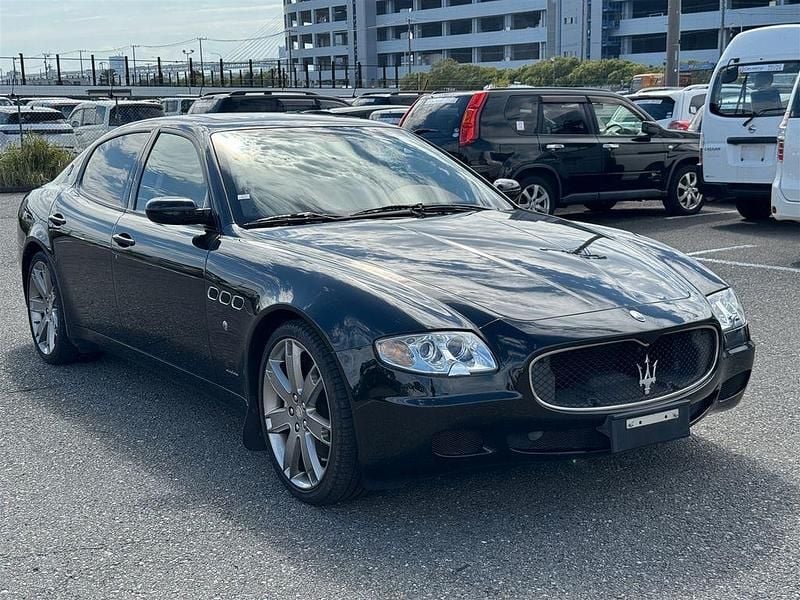 Schwarz Gebraucht 2009 Maserati Quattroporte GT Limousine | 29.900 € (Teuer) - Bild 1/4