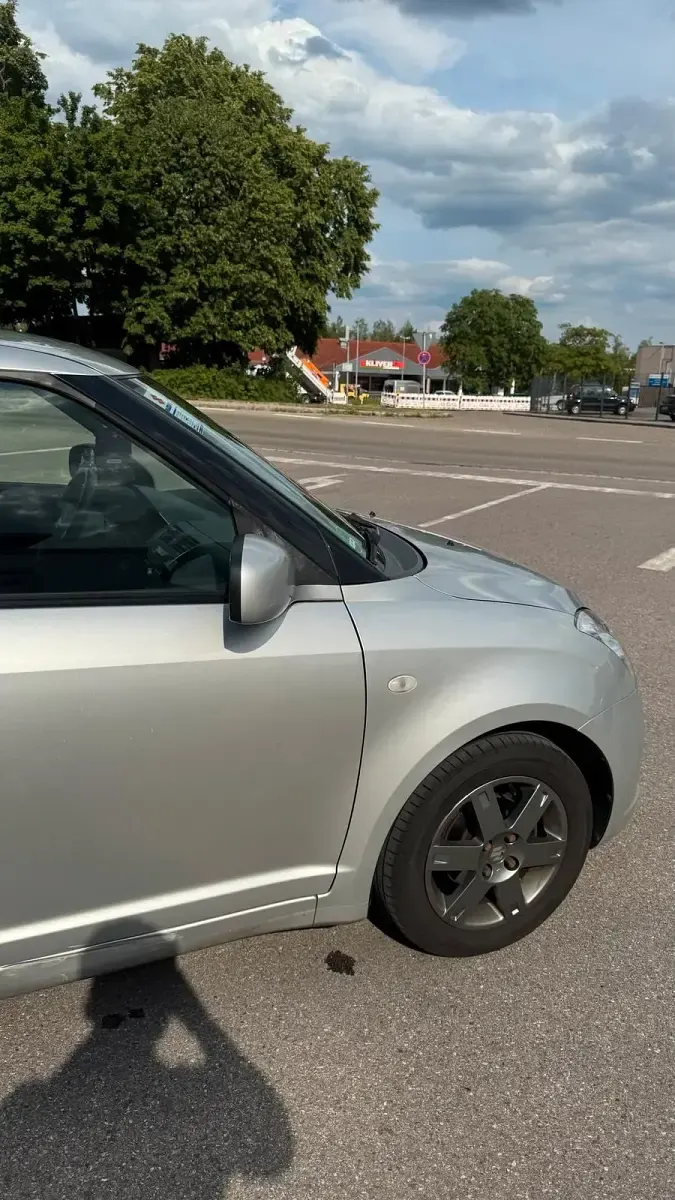 Gebraucht Suzuki Swift 92 PS (67 kW) 2006 Silber Kleinwagen