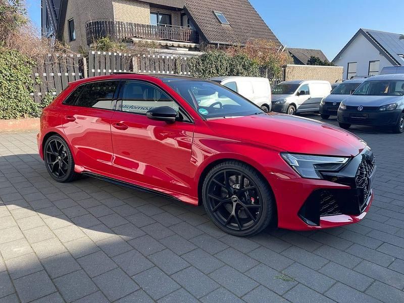 Neu Audi RS3 Sport 400 PS (294 kW) 2025 Weiß Limousine