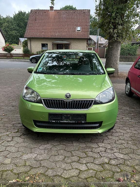 Grün Gebraucht 2016 Skoda Citigo Active Kleinwagen | 6.200 € (Fairer Preis) - Bild 1/4