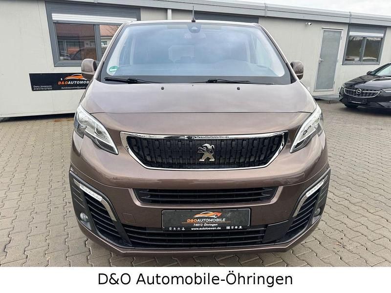 Gebraucht Peugeot Traveller Active 150 PS (110 kW) 2017 Braun Van / Kleinbus
