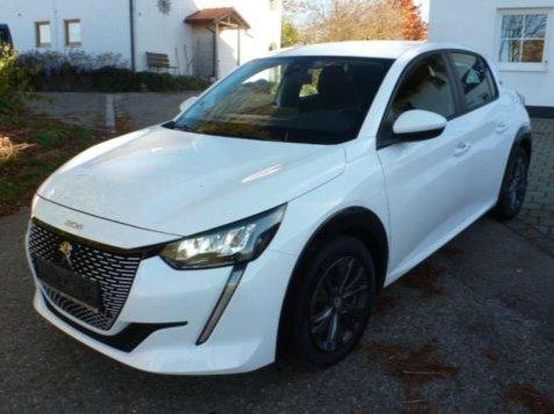 Weiß uni Gebraucht 2021 Peugeot e-208 Active Kleinwagen | 14.890 € (Fairer Preis) - Bild 1/4