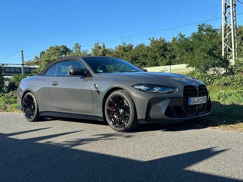 Grau Gebraucht 2022 BMW M4 Cabriolet Competition Edition Cabrio | 69.900 € (Teuer) - Bild 1/4