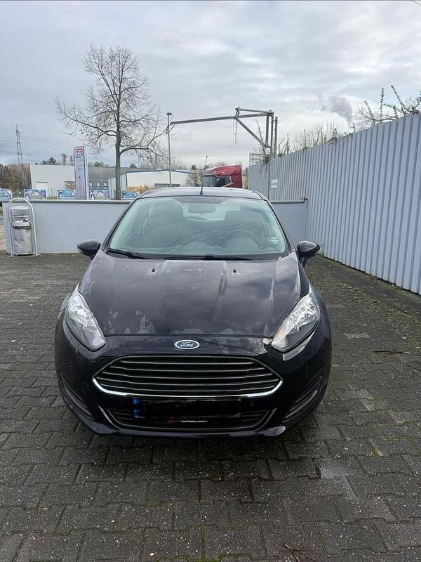 Gebraucht Ford Fiesta SYNC Edition 101 PS (74 kW) 2013 Schwarz Kleinwagen