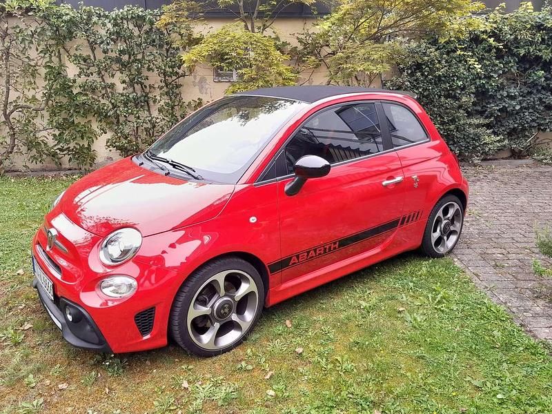 Rot Gebraucht 2020 Fiat 500C Abarth Cabrio | 16.900 € (Fairer Preis) - Bild 1/4
