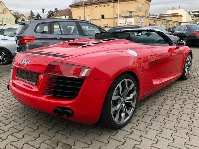 Gebraucht Audi R8 Spyder 430 PS (316 kW) 2012 Rot Cabrio