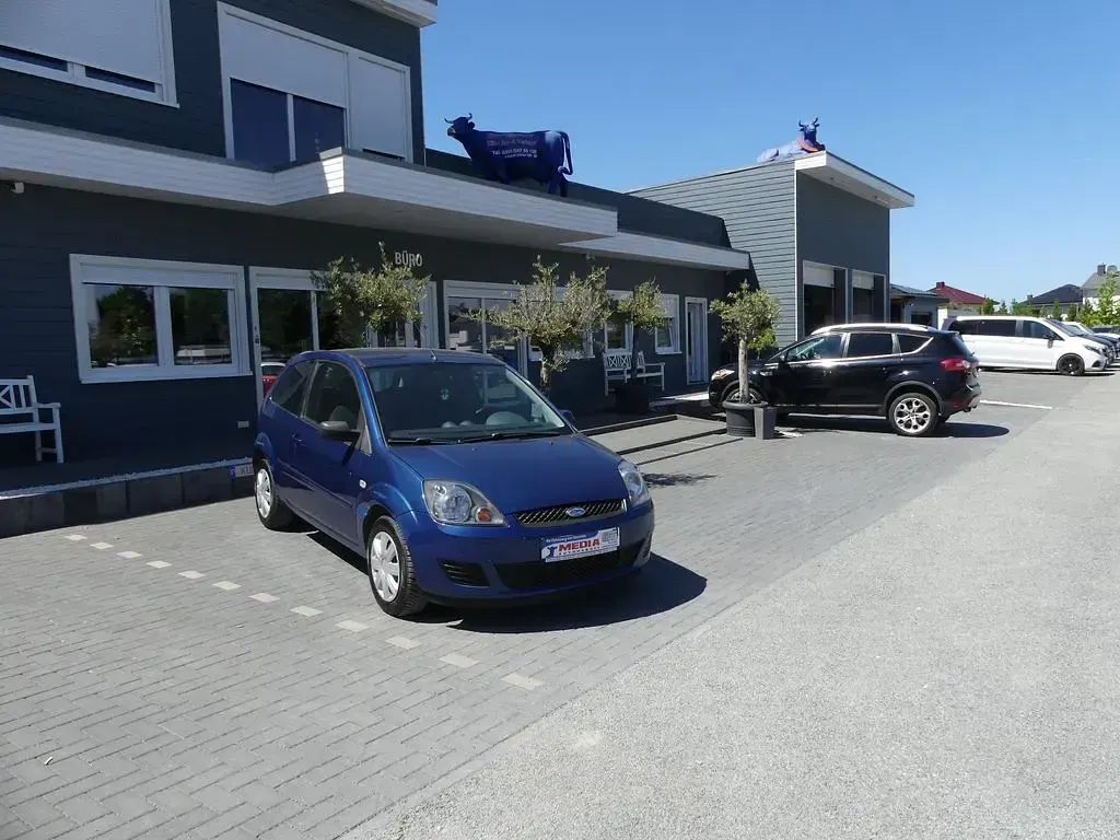 Gebraucht Ford Fiesta Style 80 PS (58 kW) 2008 Blau Kleinwagen