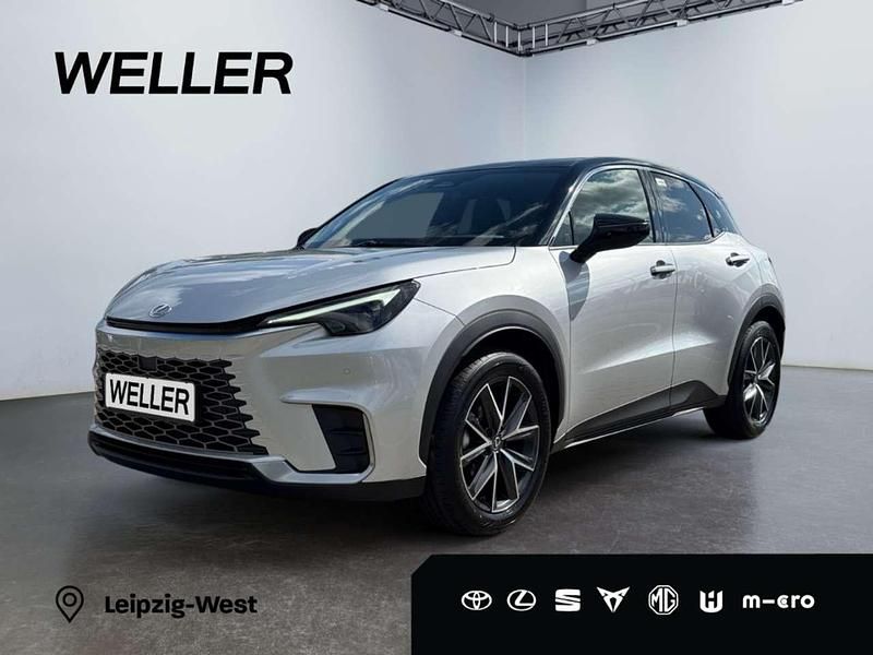 Silber Neu 2025 Lexus LBX SUV | 33.590 € (Fairer Preis) - Bild 1/3