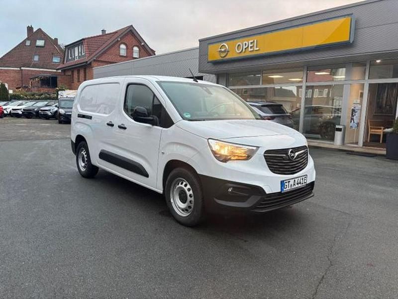 Gebraucht Opel Combo-e Life Edition 100 kW (136 PS) 2024 Kaolin weiß Kombi