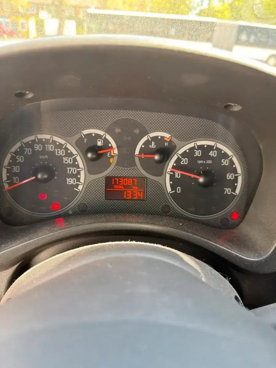 Gebraucht Fiat Panda 60 PS (44 kW) 2010 Rot Kleinwagen