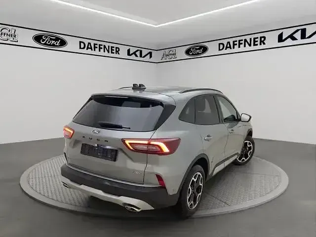 Gebraucht Ford Kuga Active X 242 PS (177 kW) 2025 Solarsilber SUV