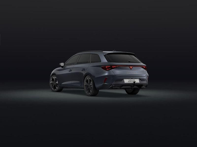 Neu Cupra Leon 150 PS (110 kW) 2026 Grau Limousine
