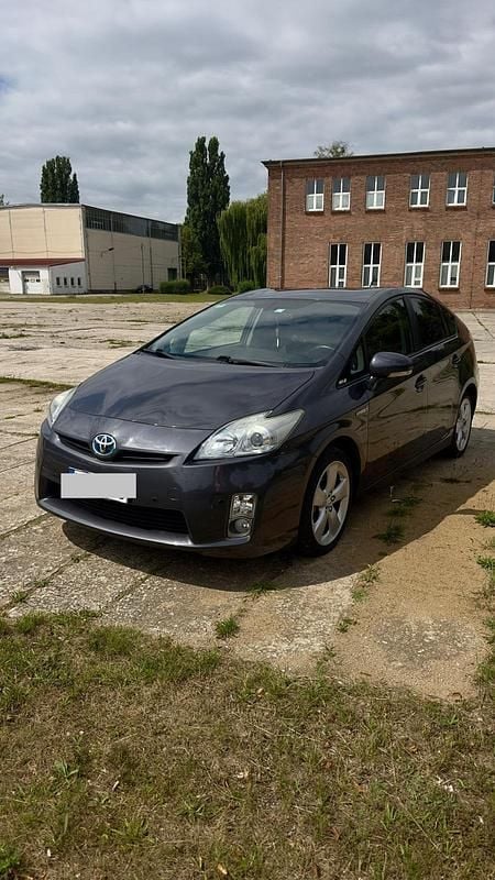 Andere farben Gebraucht 2010 Toyota Prius Kleinwagen | 7.800 € (Guter Preis) - Bild 1/4