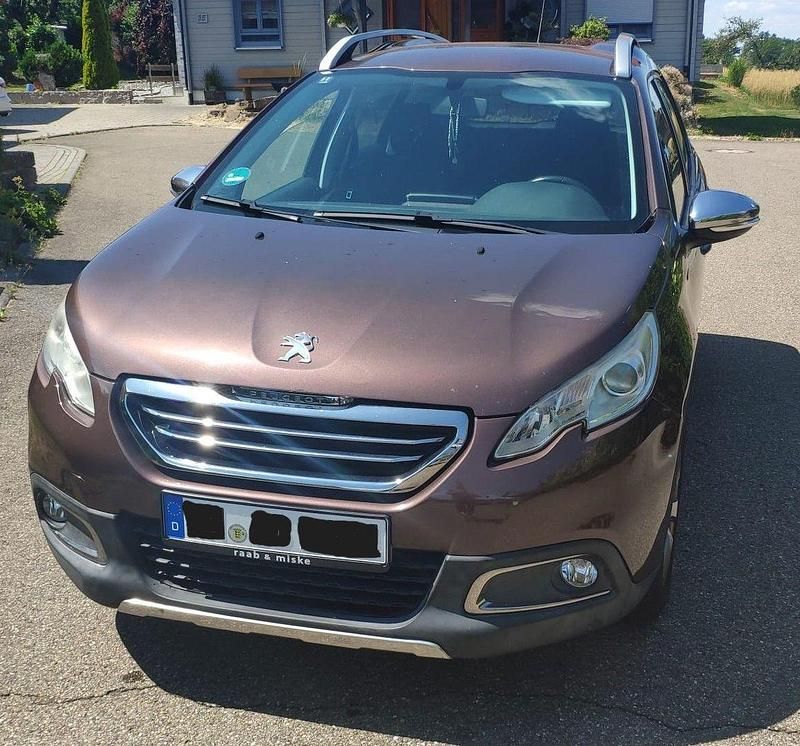 Braun Gebraucht 2014 Peugeot 2008 SUV | 5.699 € (Fairer Preis) - Bild 1/4