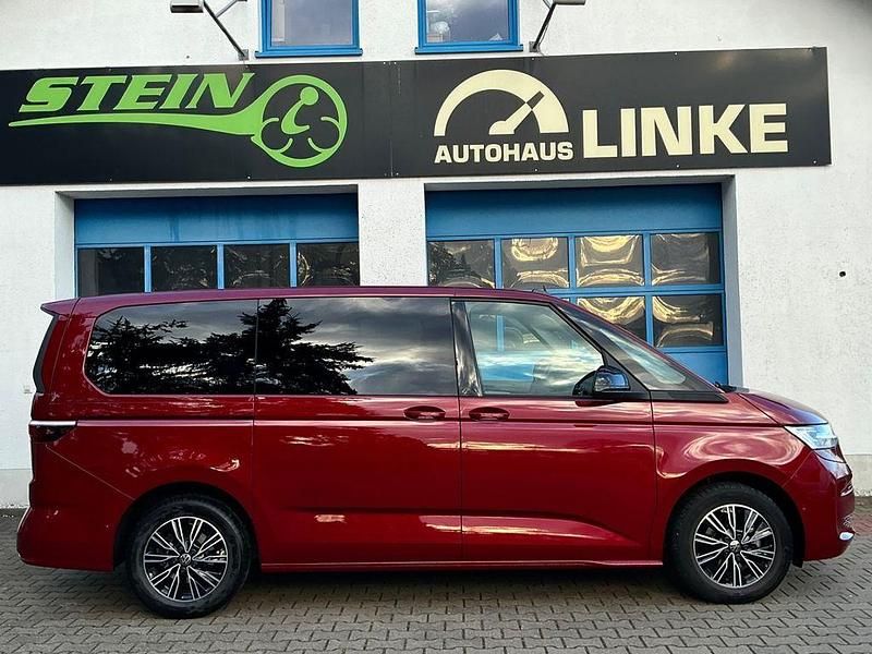 Gebraucht VW Multivan 150 PS (110 kW) 2024 Rot Van