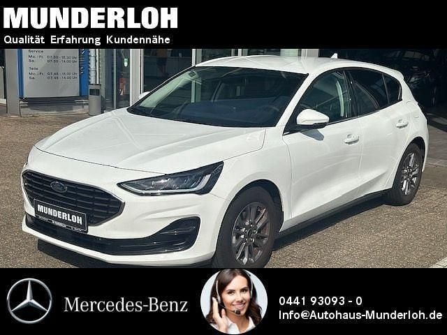 Weiß Gebraucht 2023 Ford Focus Titanium S Limousine | 18.900 € (Superpreis) - Bild 1/4