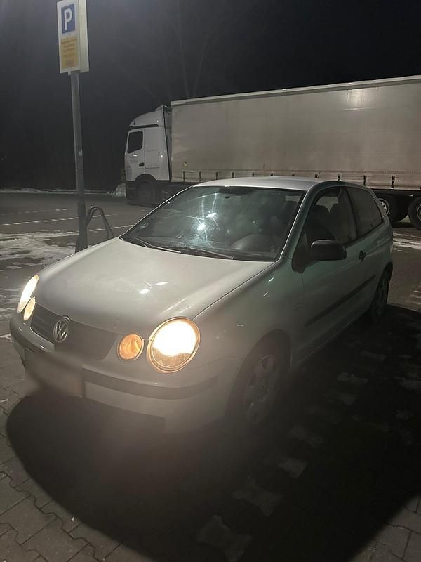 Gebraucht VW Polo 75 PS (55 kW) 2004 Grau Kleinwagen