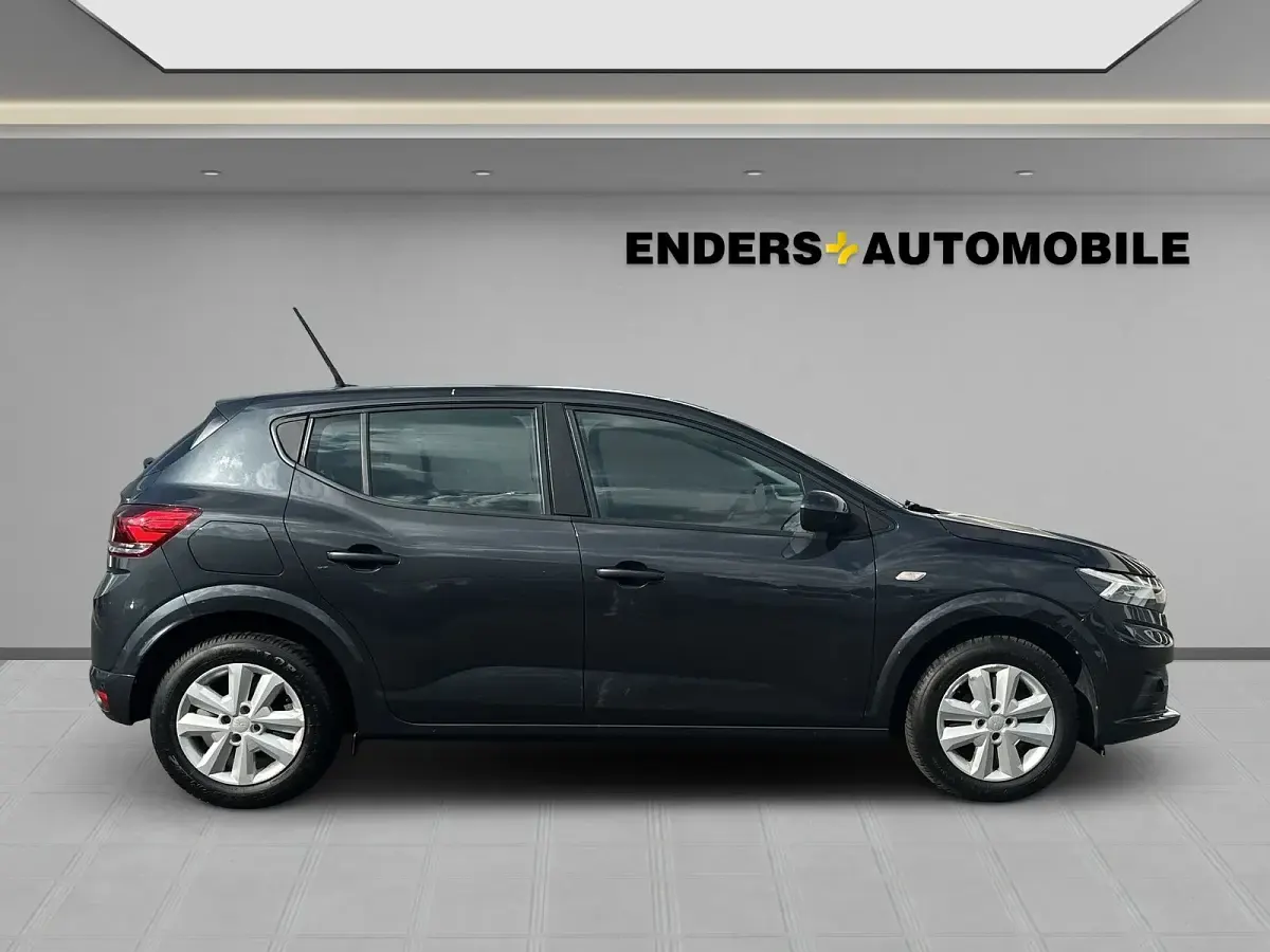 Gebraucht Dacia Sandero Expression 91 PS (66 kW) 2023 Grau Kleinwagen