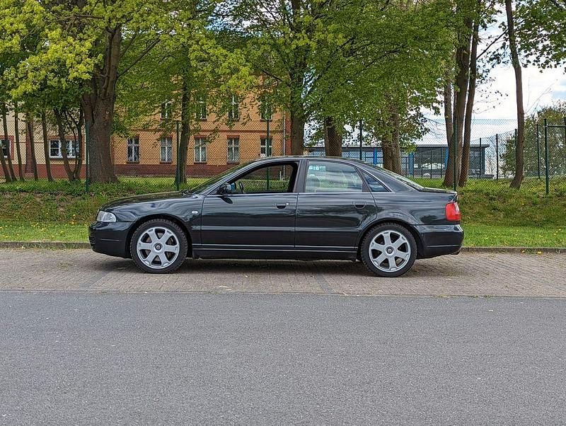 Gebraucht Audi S4 Competition 265 PS (194 kW) 1999 Schwarz Limousine