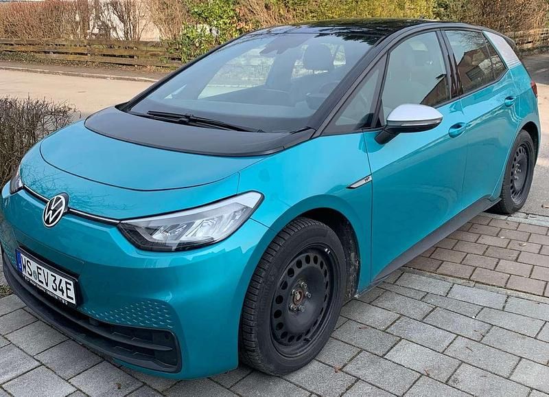 Grün Gebraucht 2020 VW ID.3 Pro Kleinwagen | 18.399 € (Guter Preis) - Bild 1/1
