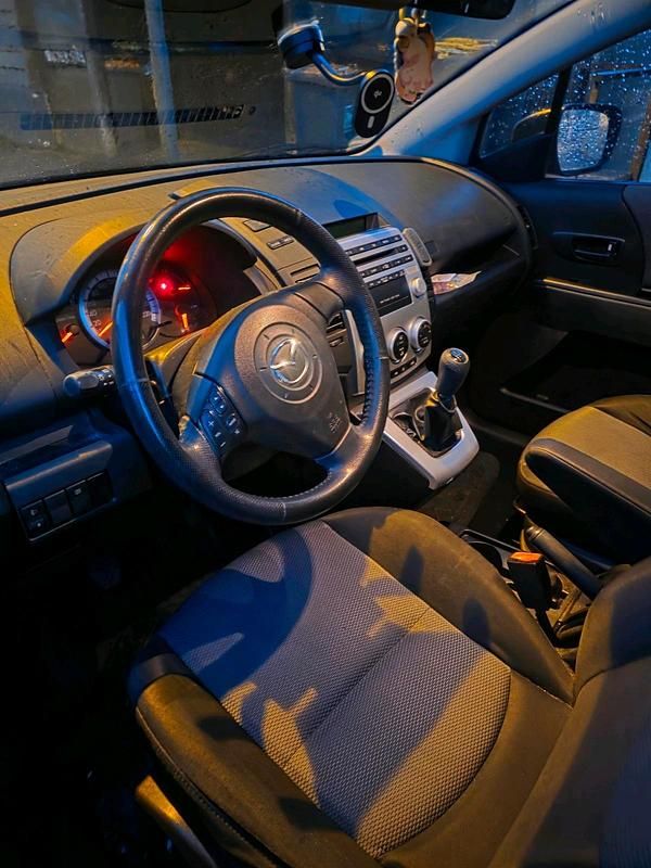 Gebraucht Mazda 5 125 PS (91 kW) 2005 Schwarz Van / Kleinbus