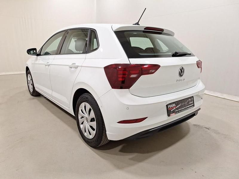 Gebraucht VW Polo Life 80 PS (58 kW) 2022 Pure white Kleinwagen