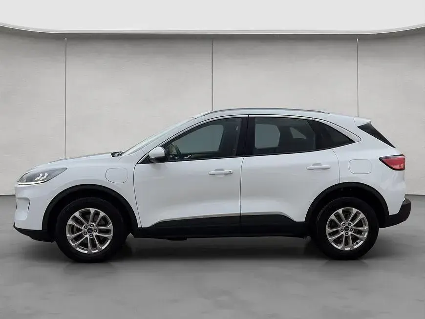 Gebraucht Ford Kuga Titanium 224 PS (164 kW) 2022 Weiß SUV