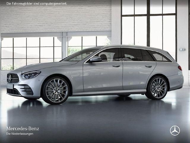 Silber Gebraucht 2023 Mercedes E400 AMG Limousine | 48.990 € (Fairer Preis) - Bild 1/4