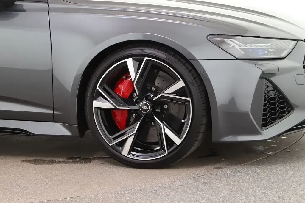 Gebraucht Audi RS6 Sport 600 PS (441 kW) 2023 Daytonagrau perleffekt Kombi