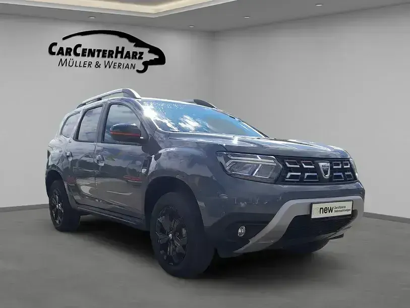 Gebraucht Dacia Duster 131 PS (96 kW) 2023 Schiefergrau SUV