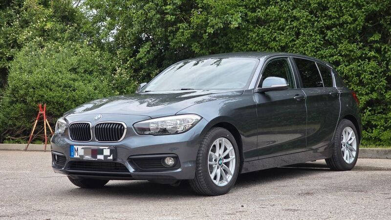 Grau Gebraucht 2017 BMW 116 Advantage Kleinwagen | 13.500 € (Guter Preis) - Bild 1/4