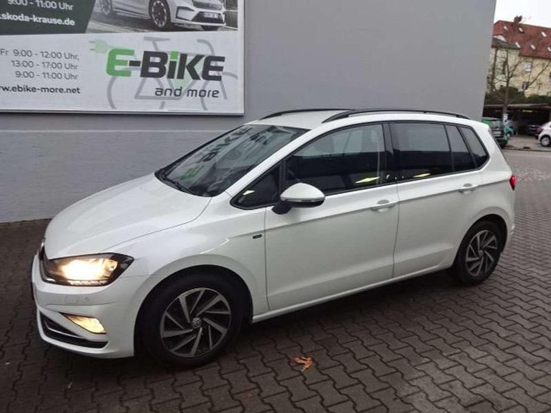 Gebraucht VW Golf Sportsvan Join 116 PS (85 kW) 2018 Oryxwhite perlmutteffekt Van / Kleinbus