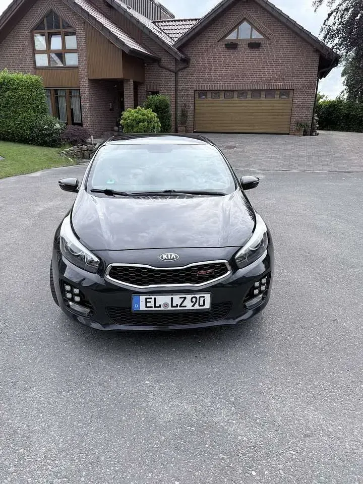 Gebraucht Kia Ceed GT-Line 136 PS (100 kW) 2016 Schwarz Kleinwagen