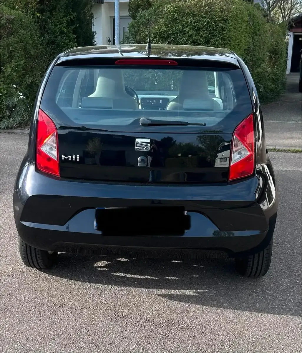 Gebraucht Seat Mii 75 PS (55 kW) 2014 Schwarz Kleinwagen