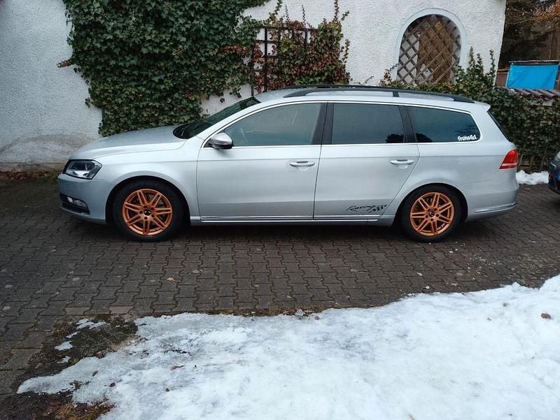 Gebraucht VW Passat Highline 177 PS (130 kW) 2013 Silber Kombi