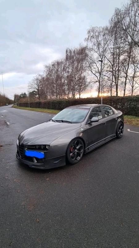 Second-hand Alfa Romeo 159 240 CP (176 kW) 2008 Gri Berlinǎ