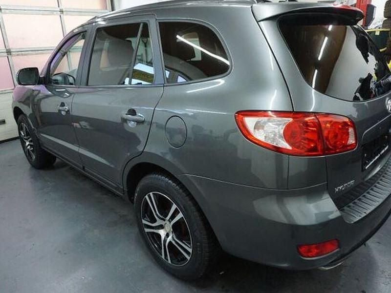 Gebraucht Hyundai Santa Fe 155 PS (114 kW) 2010 Grau SUV
