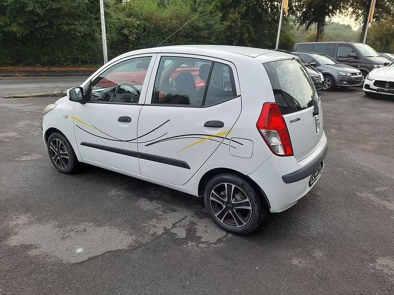 Gebraucht Hyundai i10 Style 67 PS (49 kW) 2009 Crystal white Kleinwagen