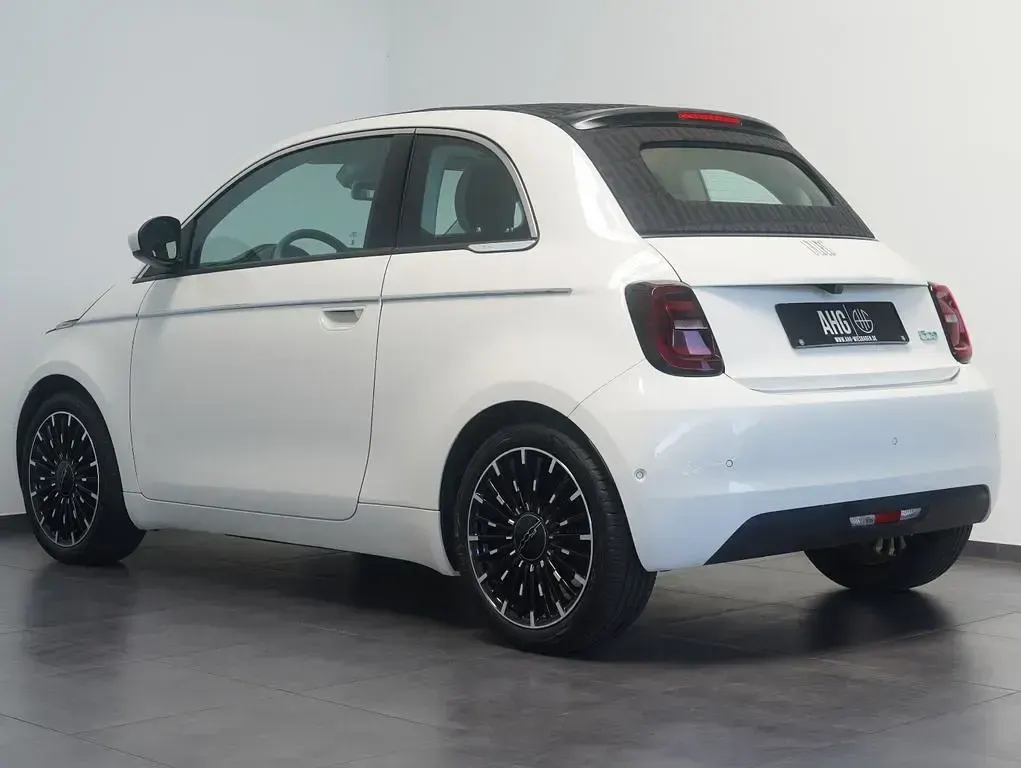Gebraucht Fiat 500e La Prima 86 kW (118 PS) 2023 Weiß Cabrio