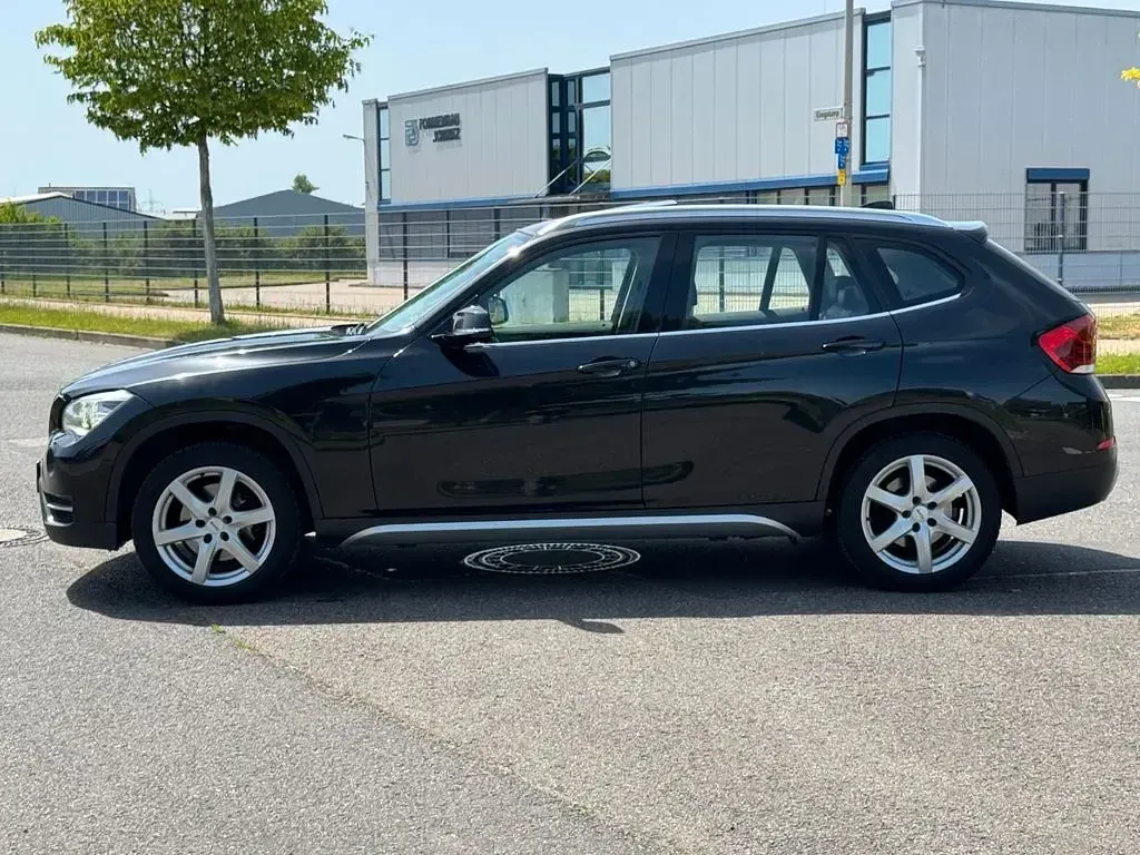 Usado BMW X1 xLine 143 CV (105 kW) 2012 Negro SUV