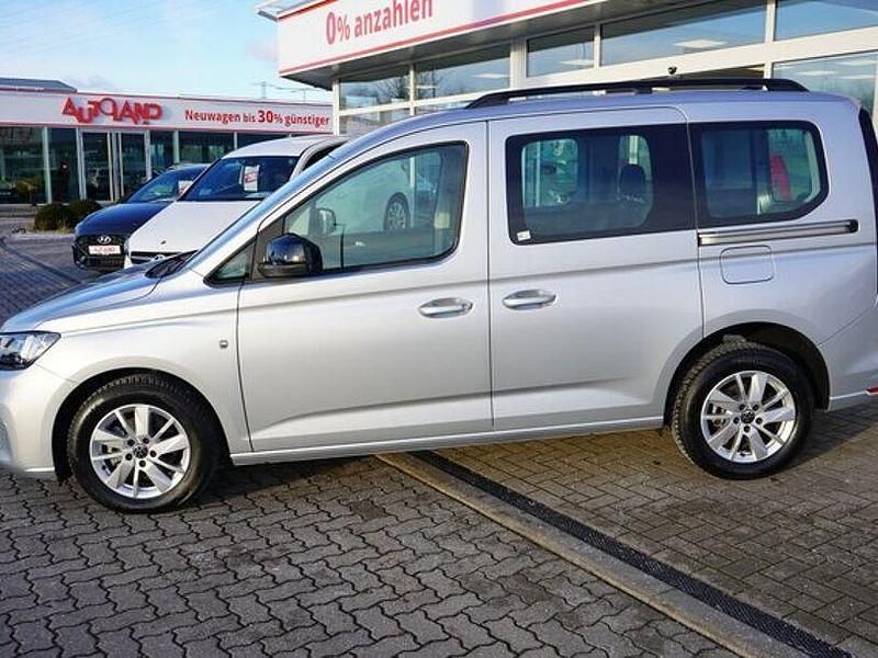 Gebraucht VW Caddy Life 102 PS (75 kW) 2025 Silber Van / Kleinbus