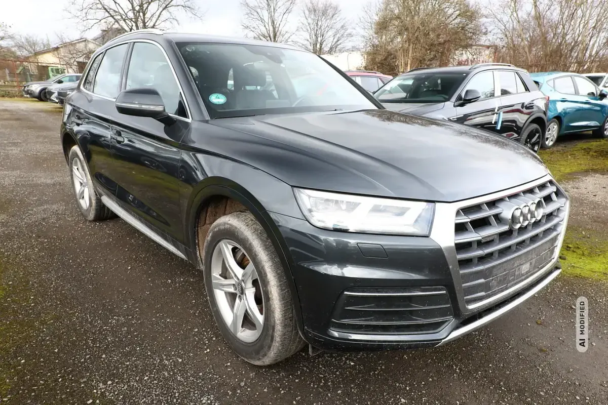 Gebraucht Audi Q5 Sport 245 PS (180 kW) 2020 Grau metallic SUV
