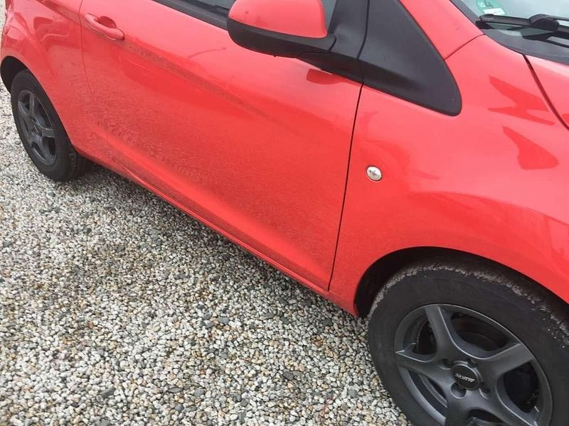 Gebraucht Ford Ka Trend 69 PS (50 kW) 2010 Rot Kleinwagen