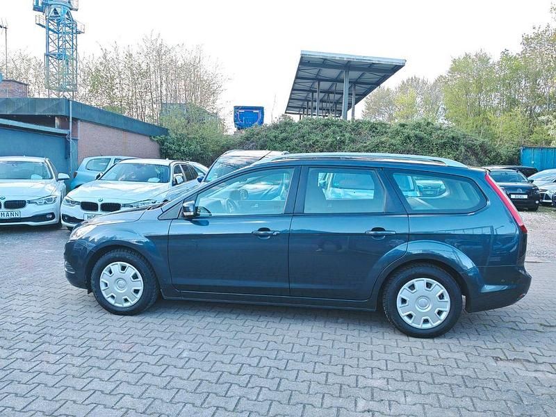 Second-hand Ford Focus Style 90 CP (66 kW) 2009 Gri Berlinǎ