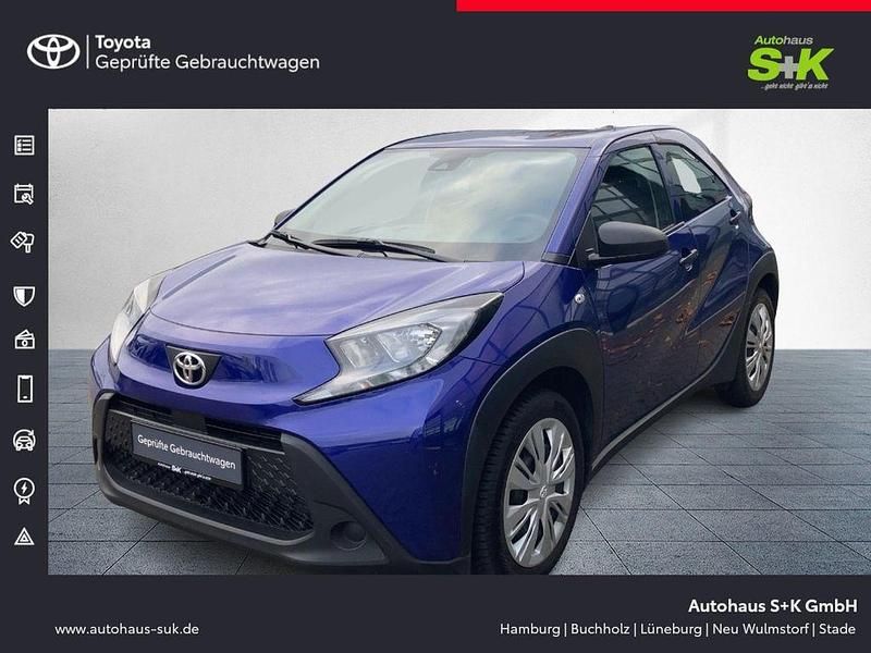 Blau Gebraucht 2023 Toyota Aygo X X-play SUV | 15.480 € (Fairer Preis) - Bild 1/4