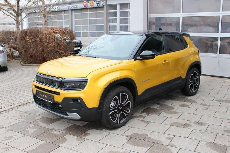 Yellow launch color Gebraucht 2023 Jeep Avenger EV Summit SUV | 26.900 € (Fairer Preis) - Bild 1/4