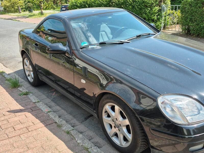 Schwarz Gebraucht 2000 Mercedes SLK200 Cabrio | 5.840 € - Bild 1/1