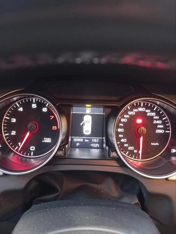 Gebraucht Audi A5 177 PS (130 kW) 2010 Schwarz Coupé