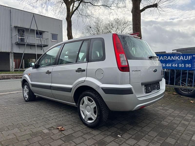 Gebraucht Ford Fusion Ambiente 80 PS (58 kW) 2007 Silber Kleinwagen