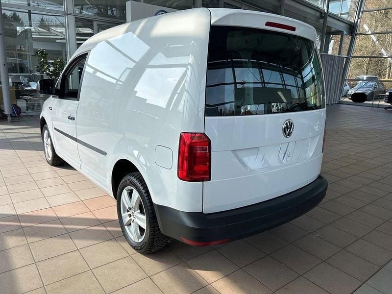 Gebraucht VW Caddy 102 PS (75 kW) 2019 Weiß Van / Kleinbus
